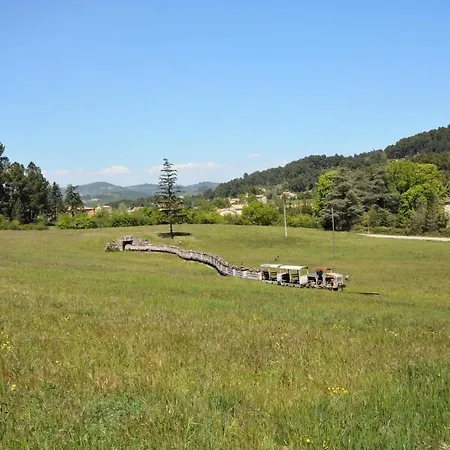 Amazing In Les-salles-du-gardon With Wifi * Les Salles-du-Gardon